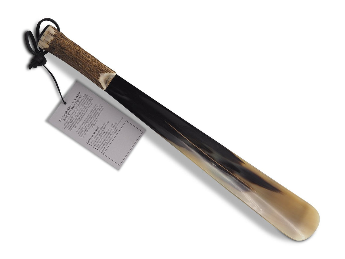 Front view of Abbeyhorn stag horn handle 17 inch shoe horn