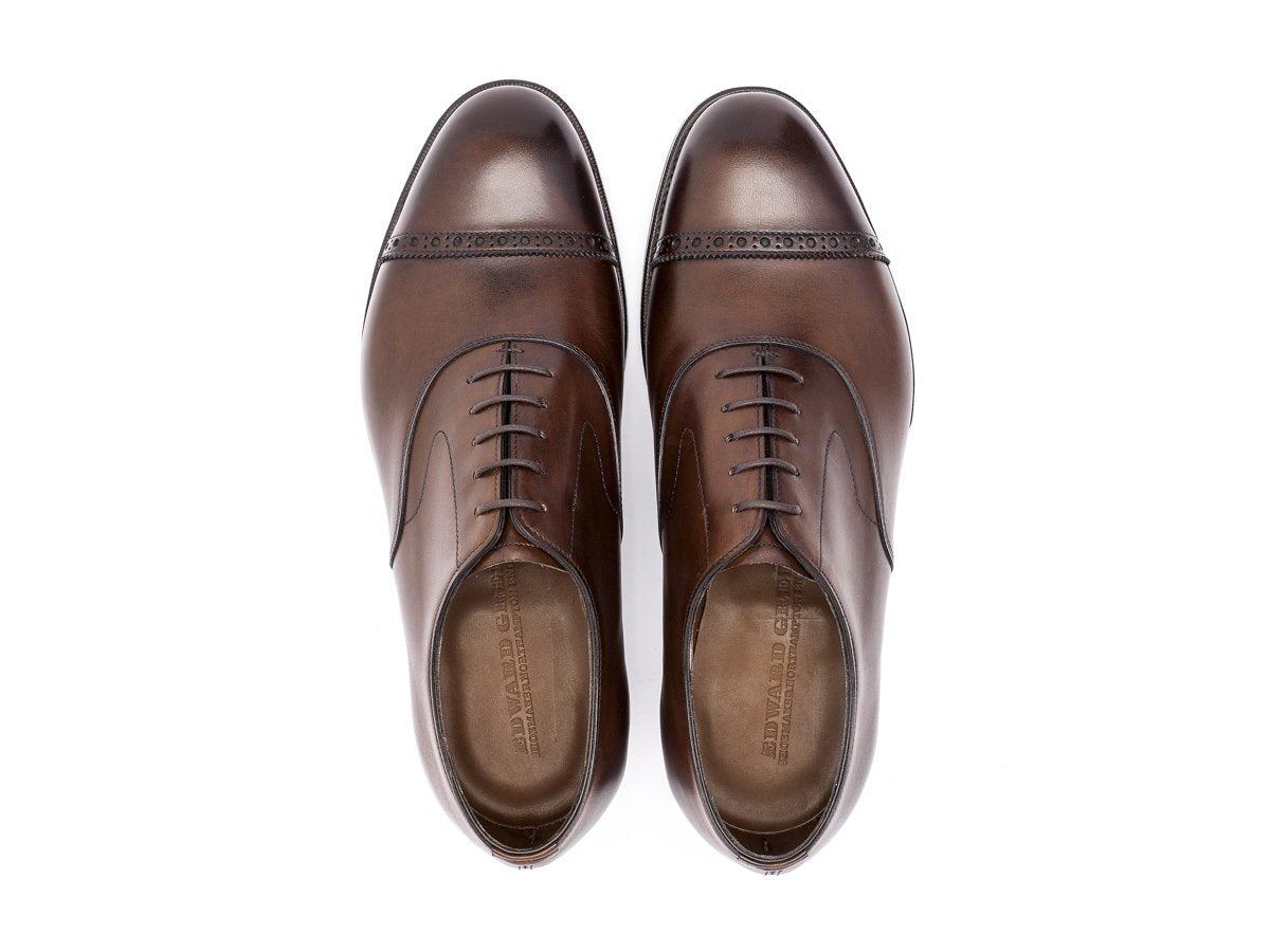 Top view of F width Edward Green Berkeley quarter brogue oxford shoes in dark oak antique calf